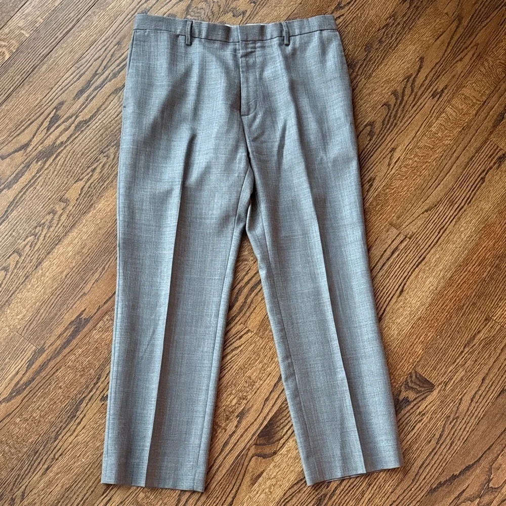 E Banana Republic Men's 34x30 Classic Fit Gray Trousers Dress Wedding Formal